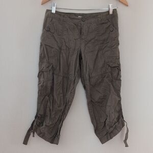 Sitwell (Anthropologie) Olive Cargo Capris Sz 2